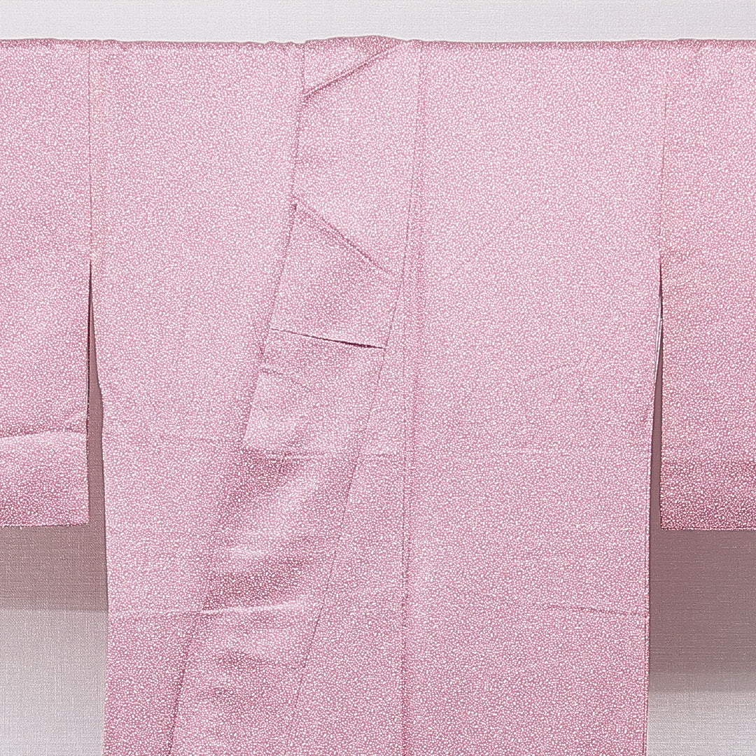 江戸小紋 洗える着物 袷 身丈163cm 裄丈63cm ポリエステル Cランク Lサイズ 広衿 一つ紋（五三桐） セミフォーマル 紋意匠 創作柄 ピンク系 1262-15825