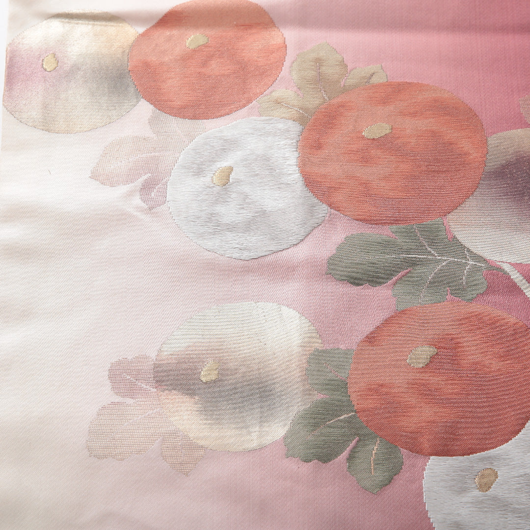 九寸名古屋帯 帯丈359cm 琳派 セミフォーマル 名古屋仕立て ポイント柄 Dランク 正絹 綴れ織 菊 ピンク系 グラデーション系 1224-03902