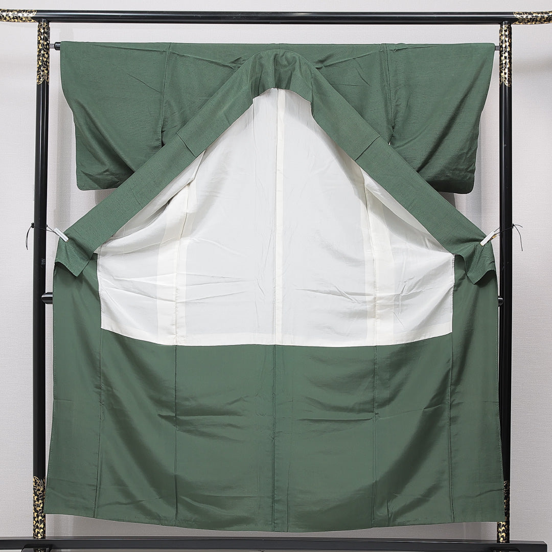 色無地（紬） 袷 身丈159cm 裄丈65cm 正絹 Cランク Mサイズ 広衿 インフォーマル 無地 緑系 1214-15609