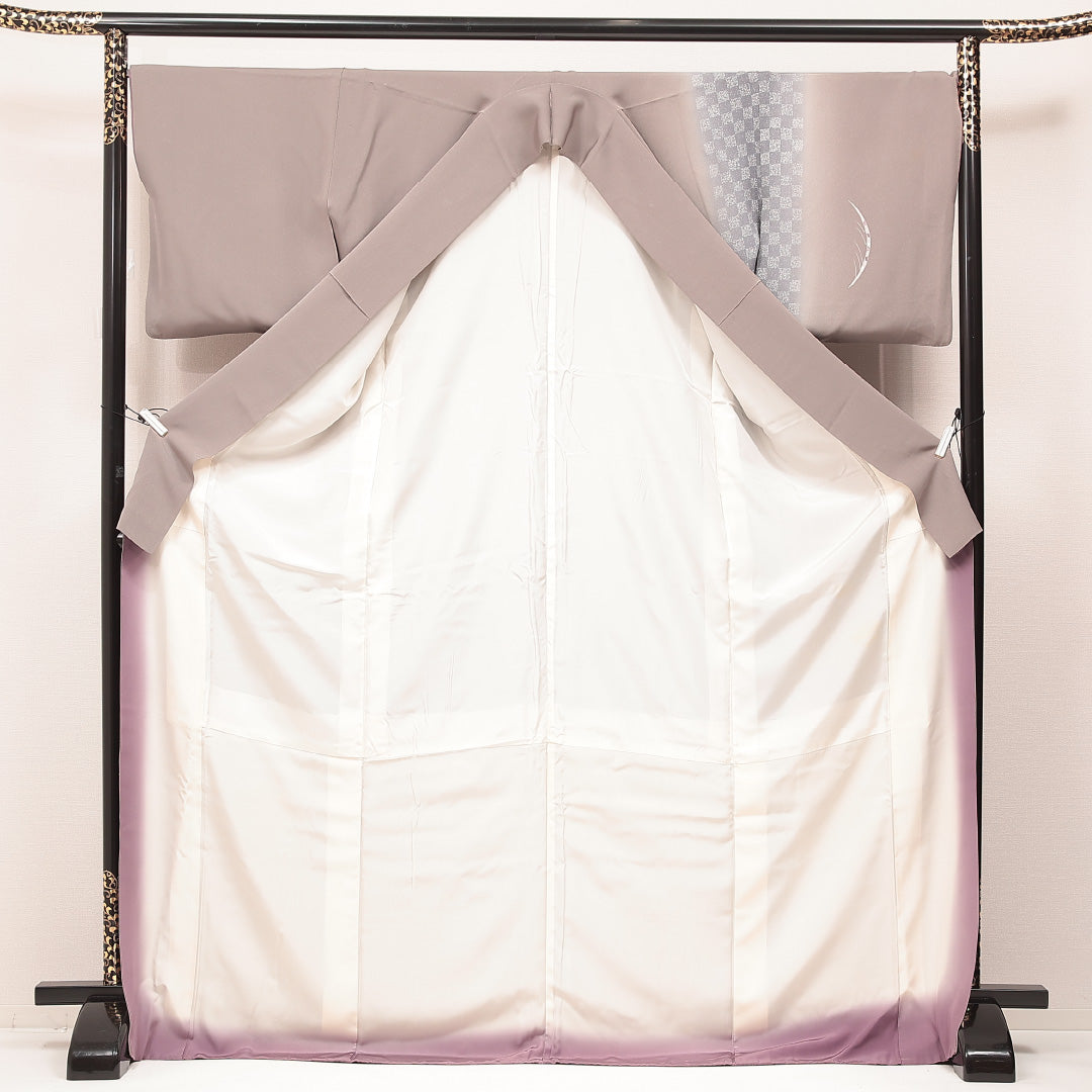 付下げ 袷 身丈174cm 裄丈68cm 正絹 Cランク 2XLサイズ 広衿 インフォーマル 市松 創作柄 グレー系 1261-16879