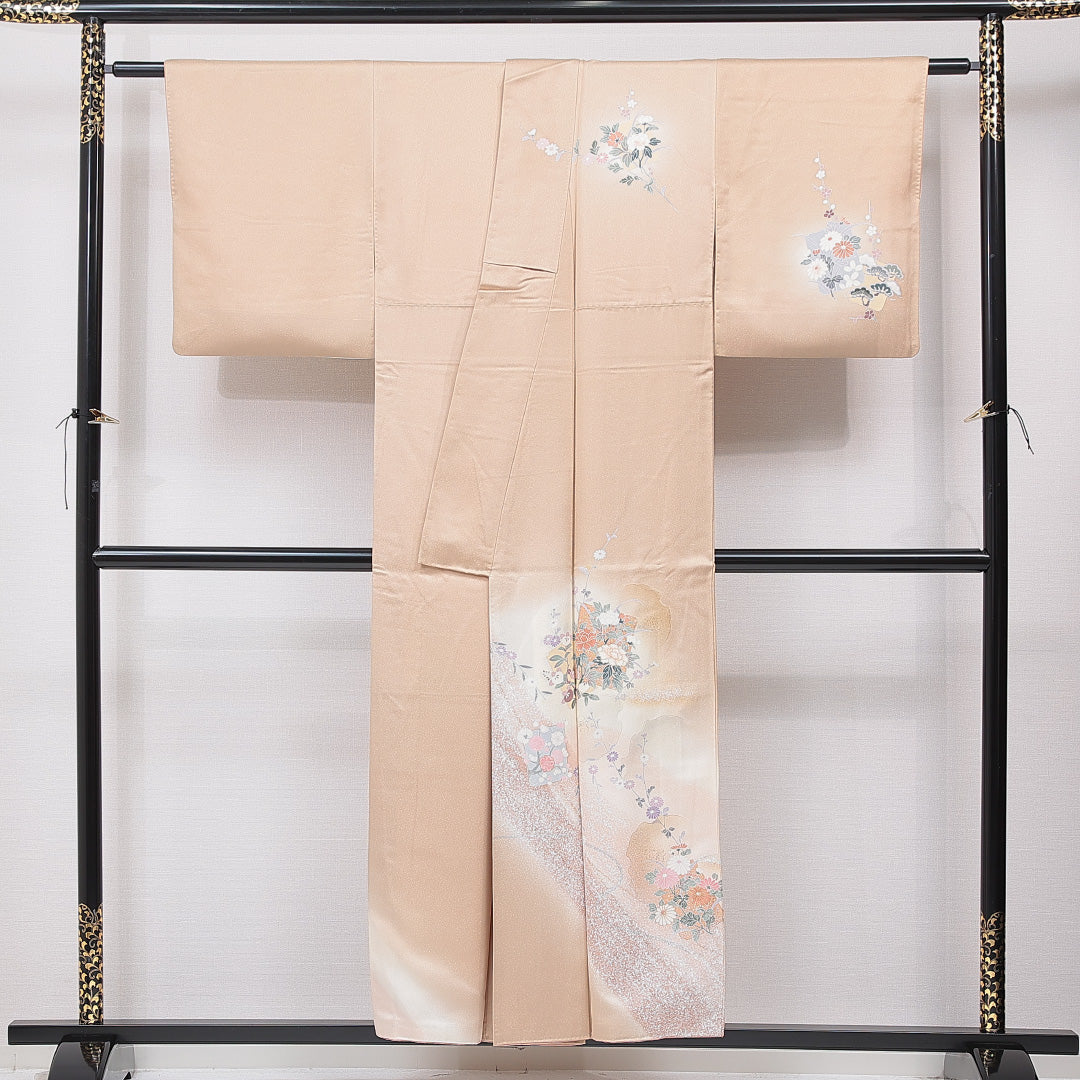 訪問着 袷 身丈153cm 裄丈62cm 正絹 Sランク Sサイズ 広衿 セミフォーマル 雪輪 牡丹 ぼかし染 金彩 ピンク系 クリーム系 1212-15878