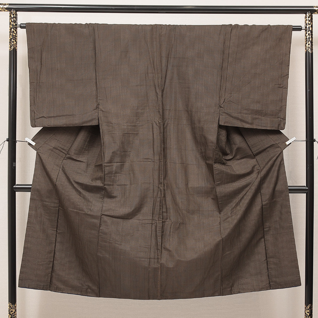 男着物 袷 身丈138cm 裄丈63cm 正絹 Aランク カジュアル 棒衿 Sサイズ 縞 茶系 RP 1224-16923