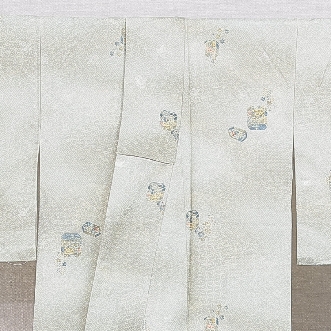 洗える着物 小紋 袷 身丈159cm 裄丈64cm ポリエステル Sランク 紋意匠 (吉祥文様) インフォーマル 広衿 Mサイズ 貝桶 緑系 RP 1221-15984