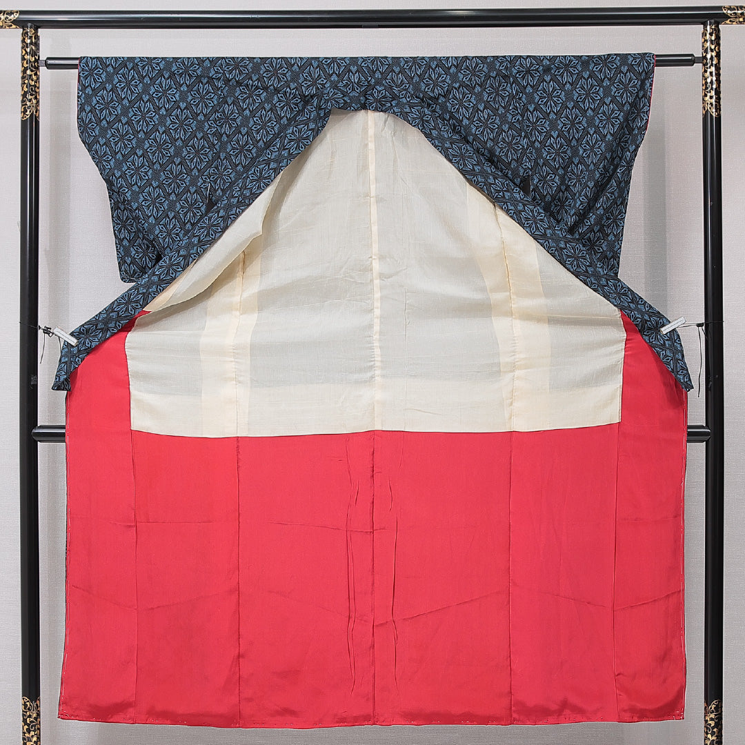 小紋 袷 身丈146cm 裄丈57cm 正絹 Bランク インフォーマル バチ衿 XSサイズ 幾何学柄 紺系 RP 1221-15146