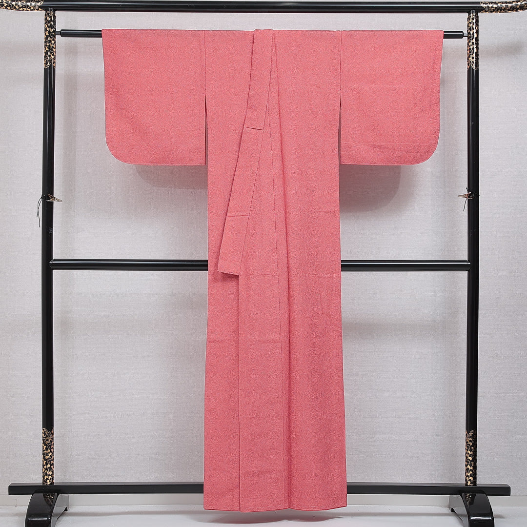 江戸小紋（鮫） 洗える着物 胴抜き 身丈158cm 裄丈64cm ポリエステル Sランク Mサイズ バチ衿 インフォーマル 赤系 1262-16410