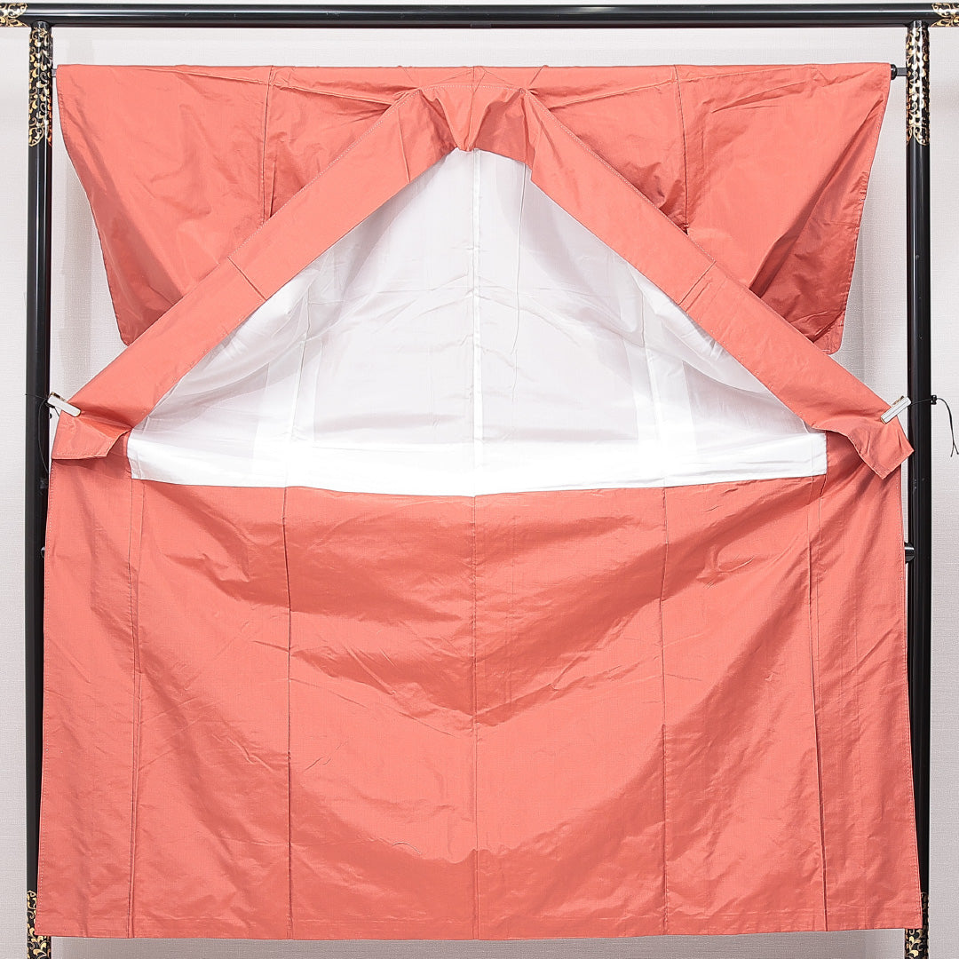 未使用品 紬 袷 身丈155cm 裄丈65cm 正絹 Nランク カジュアル 広衿 Mサイズ しつけ糸 無地 朱系 RP 1223-15111