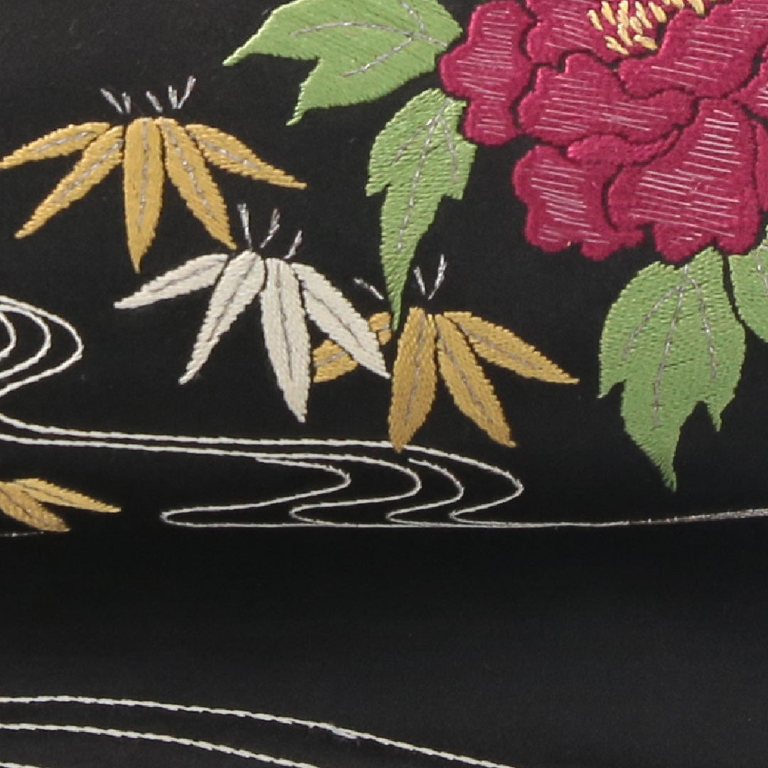 アンティーク 九寸名古屋帯 帯丈329cm 名古屋仕立て ポイント柄 Aランク 正絹 刺繍 銀駒刺繍 扇 菊 紅葉 落款 黒系 1224-04177