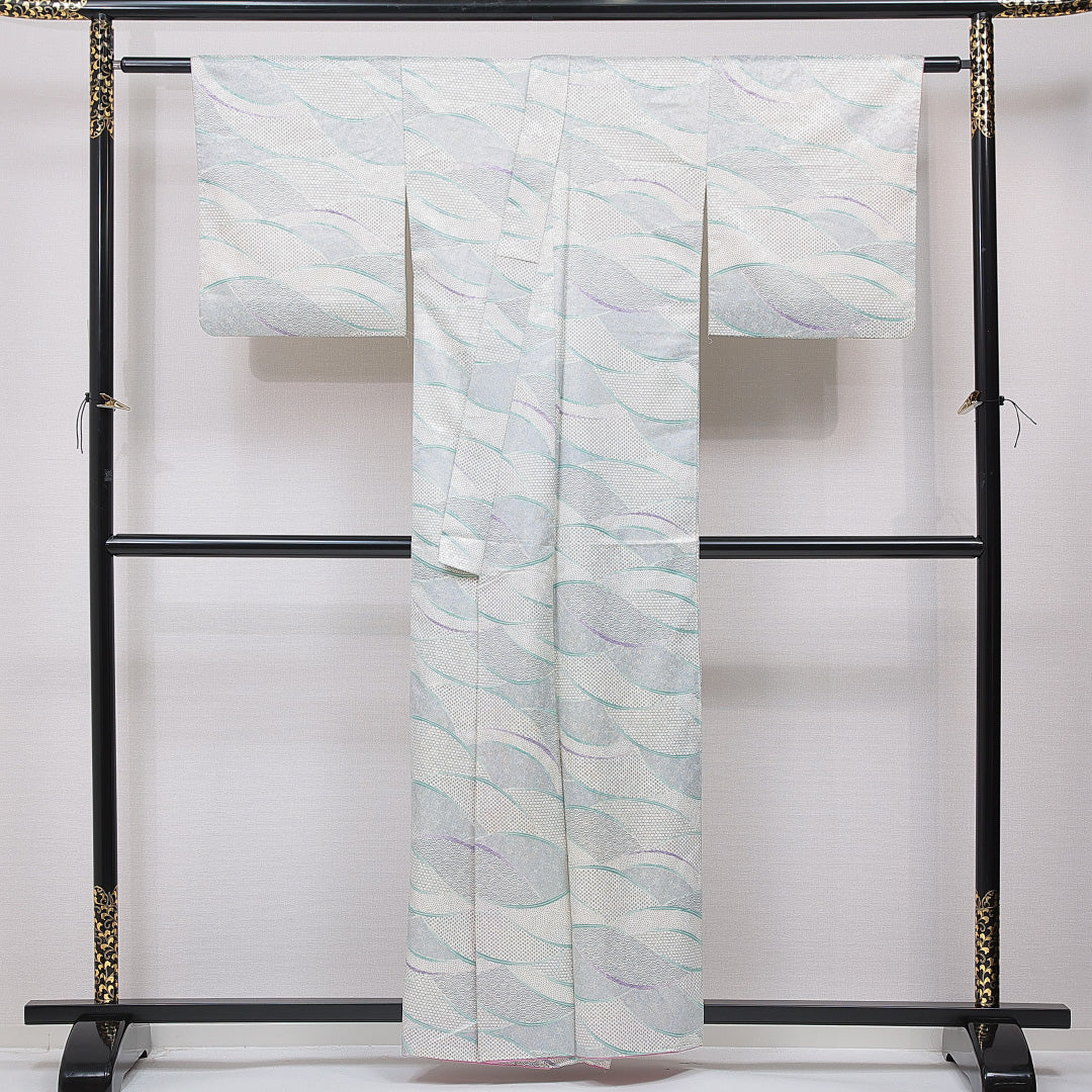 小紋 洗える着物 袷 身丈158cm 裄丈66cm ポリエステル Cランク Mサイズ バチ衿 インフォーマル 吉祥文様 グレー系 1215-15785