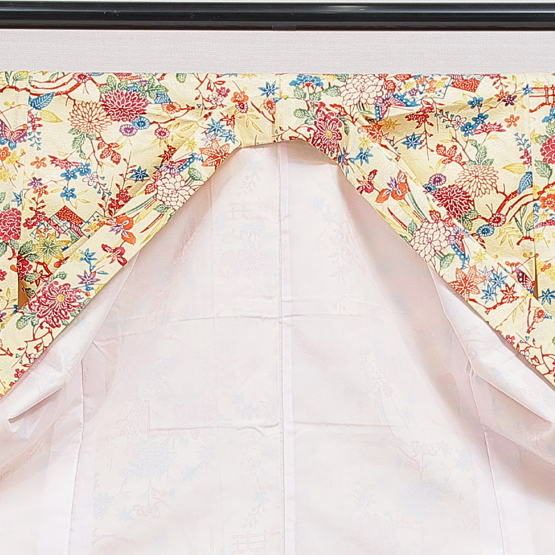 洗える着物 小紋 袷 身丈162cm 裄丈66cm ポリエステル Sランク インフォーマル バチ衿 Lサイズ 蝶 菊 菖蒲 黄系 RP 1221-15996