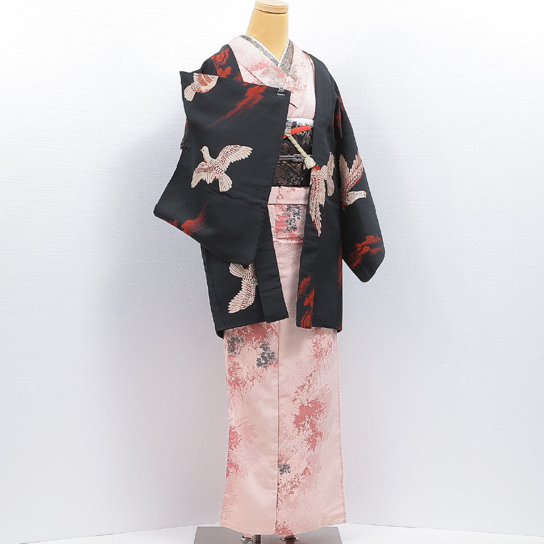 アンティーク 羽織 袷 身丈82cm 裄丈62cm 正絹 Cランク Sサイズ 紐あり 鳩 黒系 RP 1232-16447