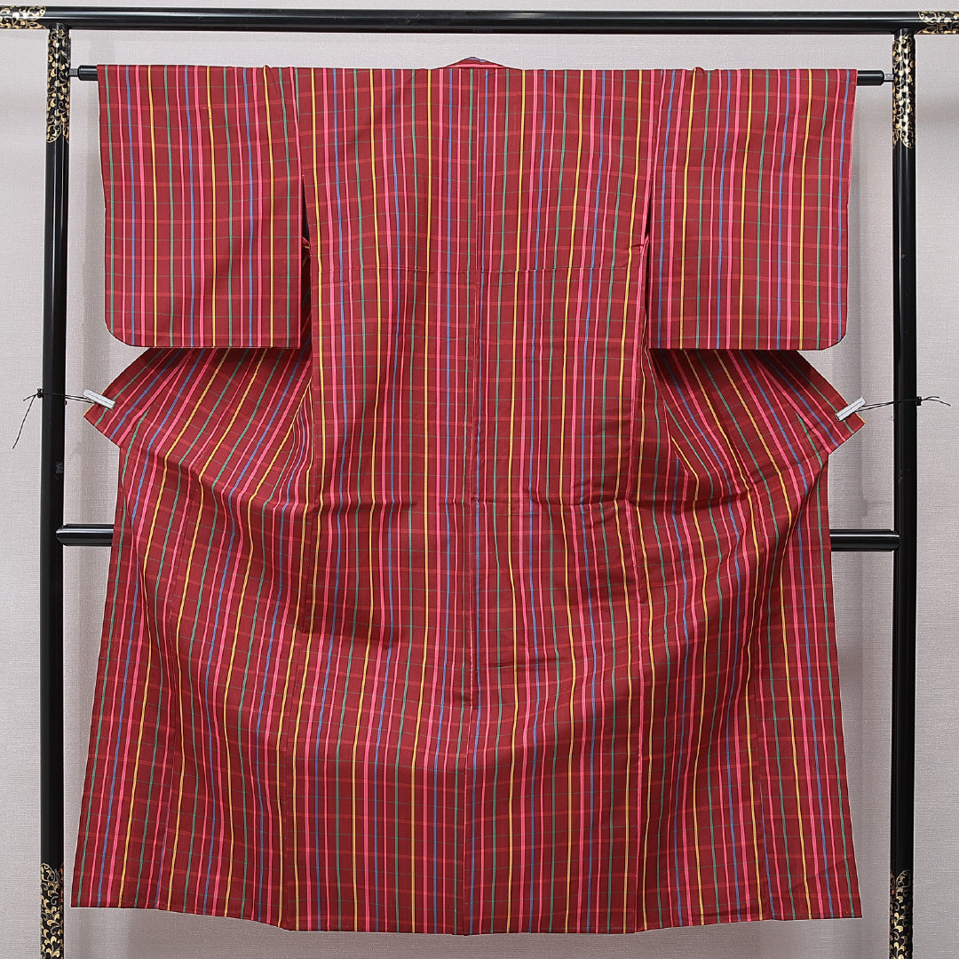 紬 アンサンブル 単衣 身丈153cm 裄丈63cm 正絹 Sランク Sサイズ バチ衿 カジュアル 肩当て 紐あり 縞 赤系 1216-15661