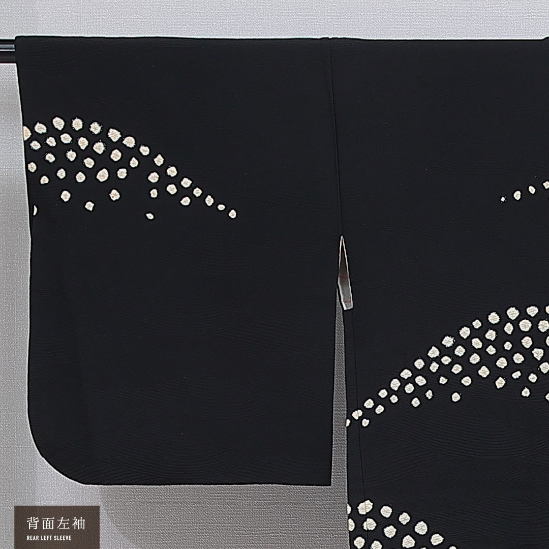 羽織 袷 身丈77cm 裄丈63cm 正絹 Aランク カジュアル Sサイズ 紐あり 山 黒系 RP 1232-16150
