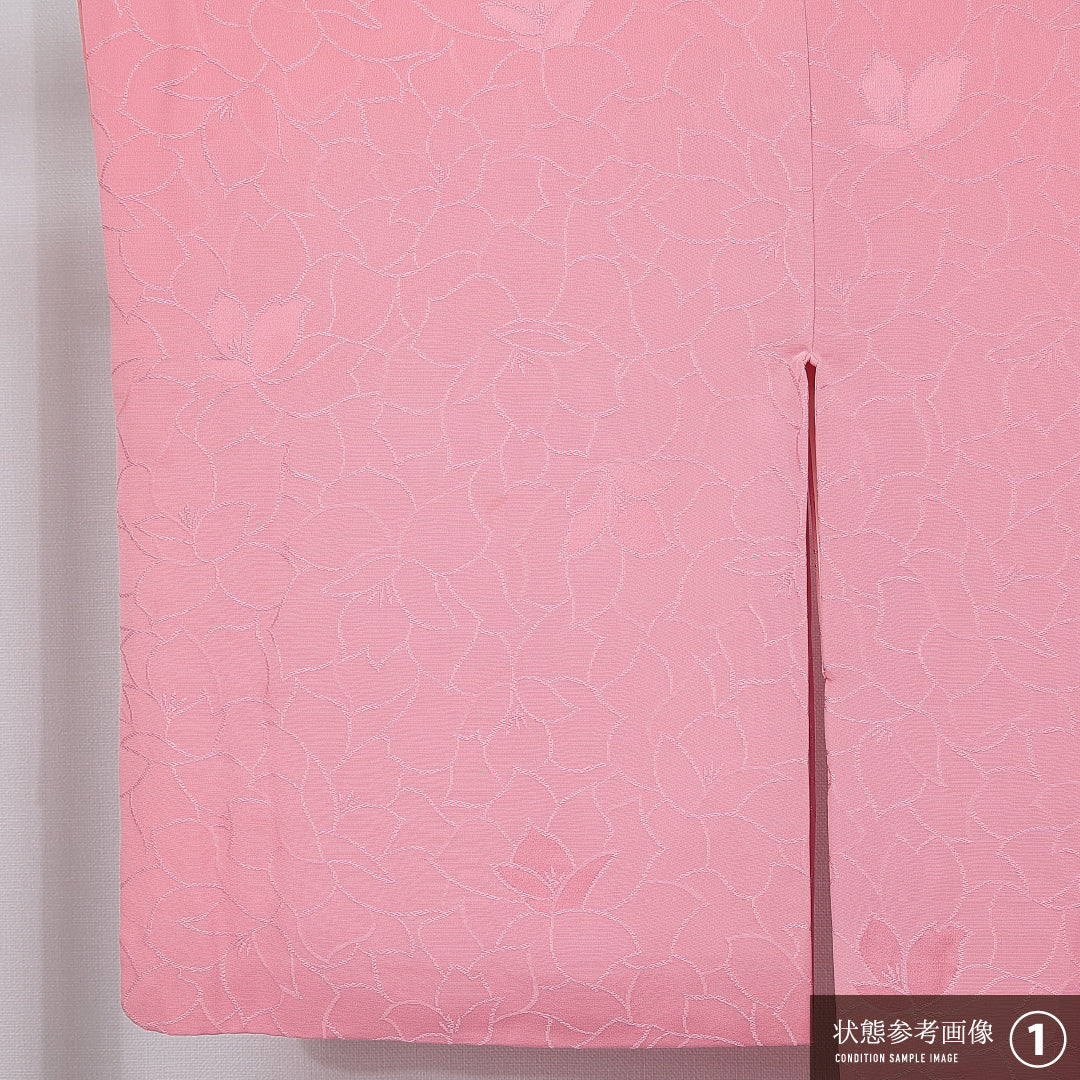 色無地 袷 身丈160cm 裄丈63cm 正絹 Aランク 一つ紋 (五三桐) 紋意匠 (花柄) セミフォーマル 広衿 Lサイズ 織り出し ピンク系 RP 1219-15779