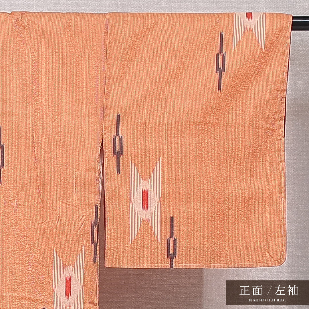 紬 袷 身丈155cm 裄丈64cm 正絹 Sランク カジュアル バチ衿 Mサイズ 創作柄 朱系 RP 1223-16760