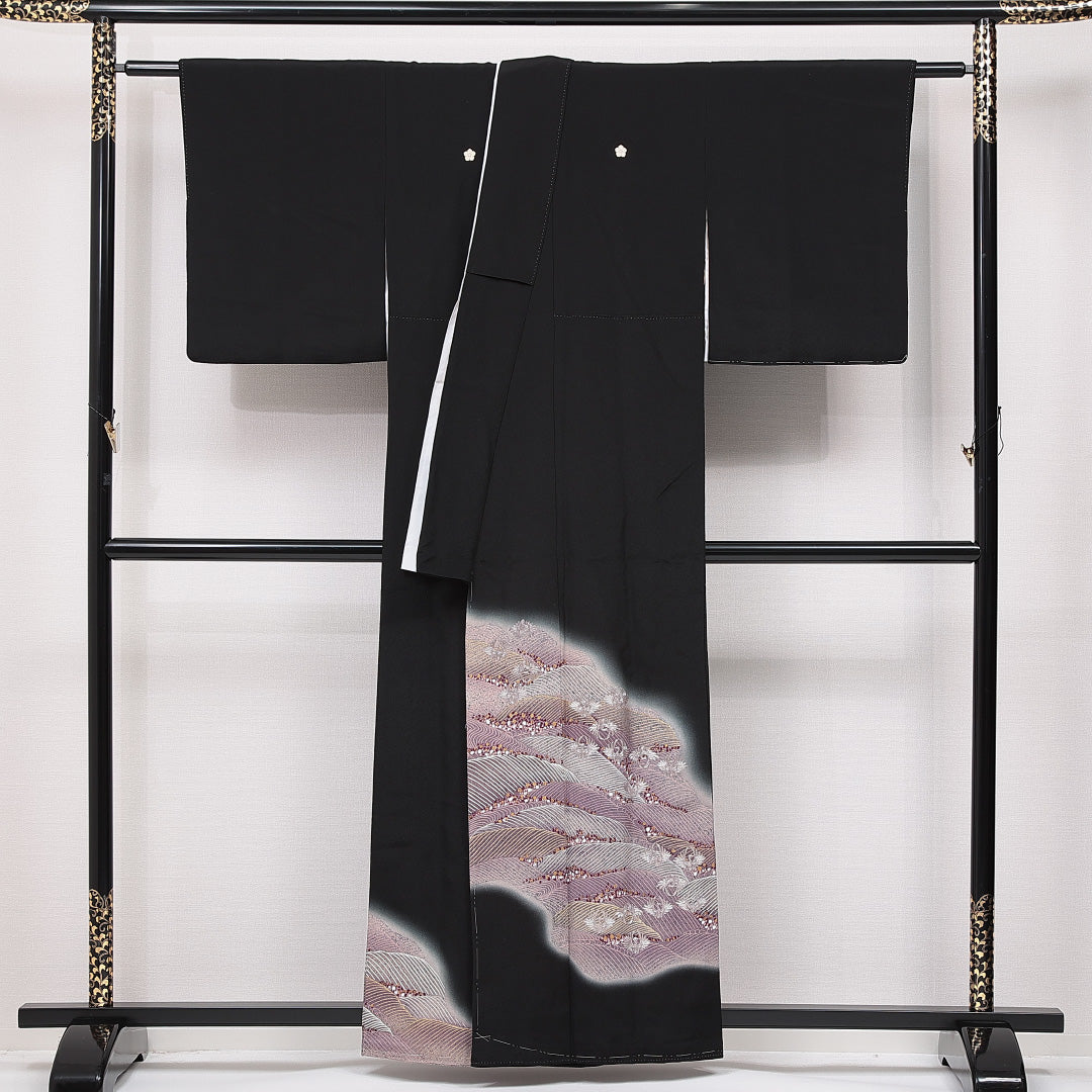 黒留袖 袷 身丈158cm 裄丈62cm 五つ紋 桔梗 フォーマル Aランク Mサイズ 正絹 比翼仕立て 広衿 鳥 風景柄 1211-F0636