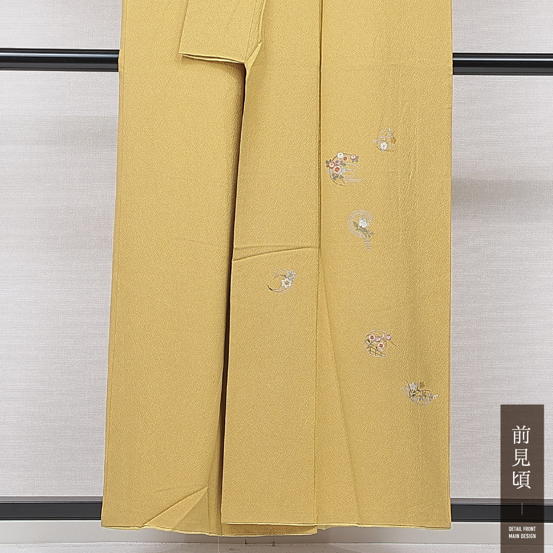 付下げ 袷 身丈155cm 裄丈66cm 正絹 Aランク 一つ紋 (揚羽蝶) セミフォーマル 広衿 Mサイズ 刺繍 撫子 黄系 RP 1218-15694