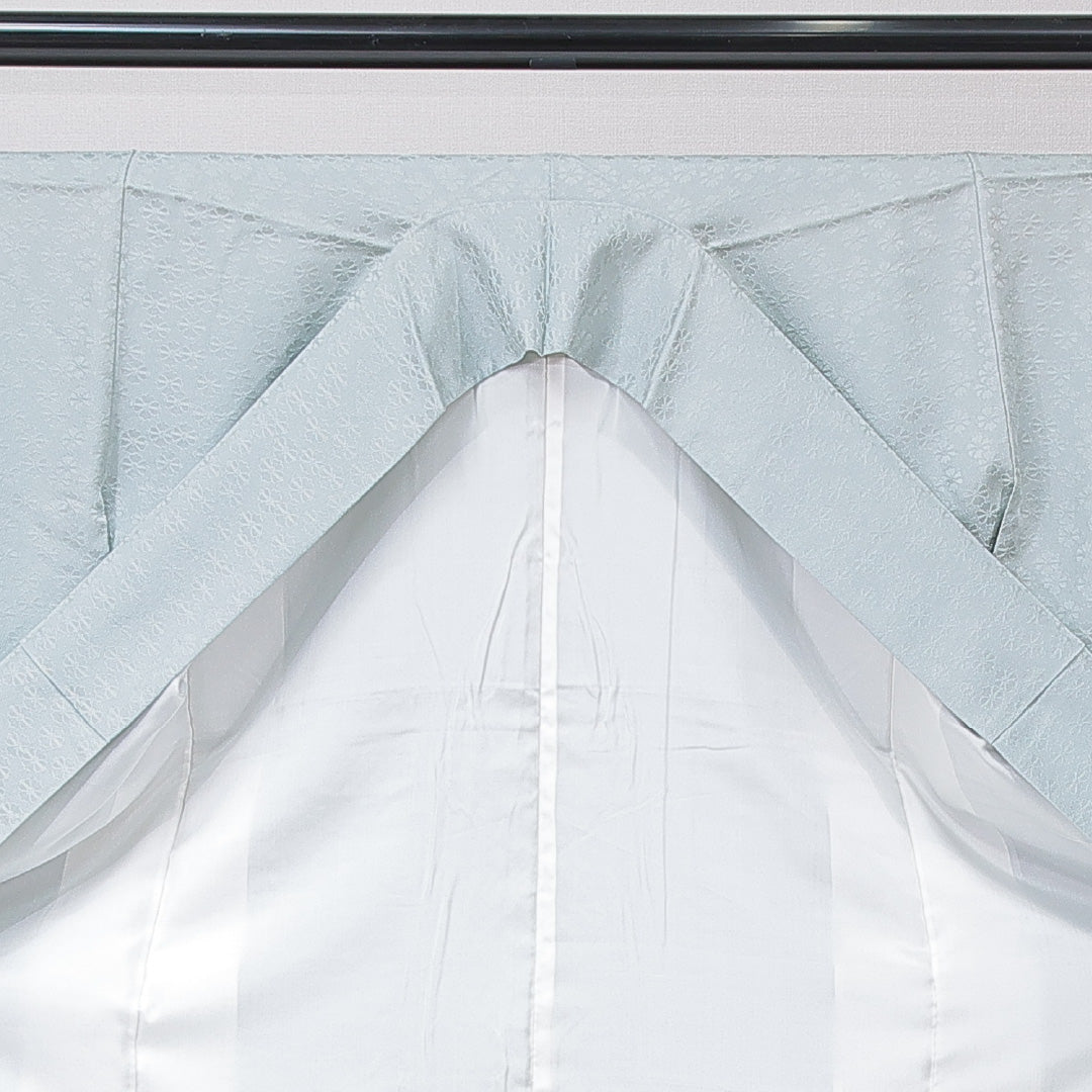 色無地 袷 身丈150cm 裄丈59cm 正絹 Sランク Sサイズ 広衿 インフォーマル 紋意匠 菊 無地 グレー系 水色系 1214-15114