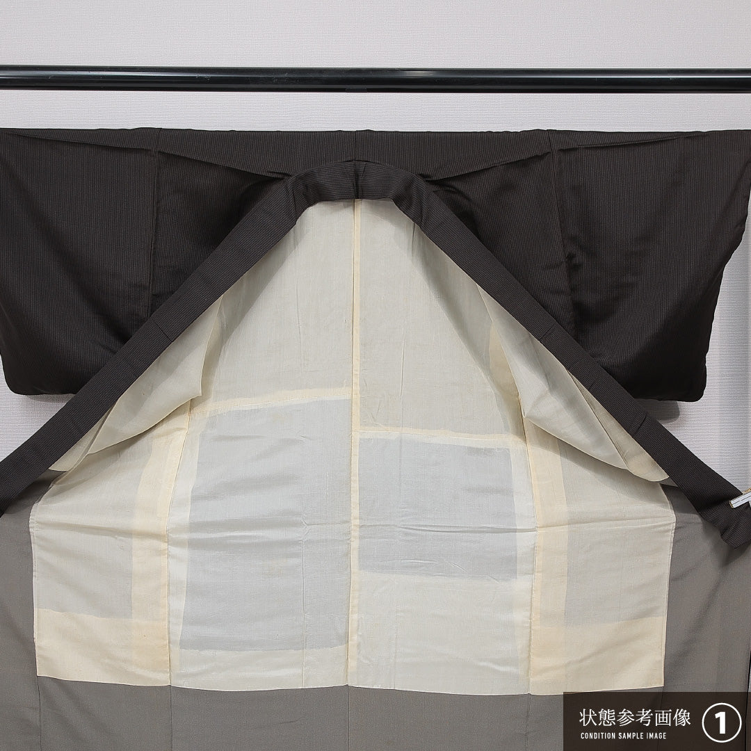 小紋 袷 身丈143cm 裄丈63cm 正絹 Aランク インフォーマル バチ衿 XSサイズ 縞 茶系 RP 1221-15604