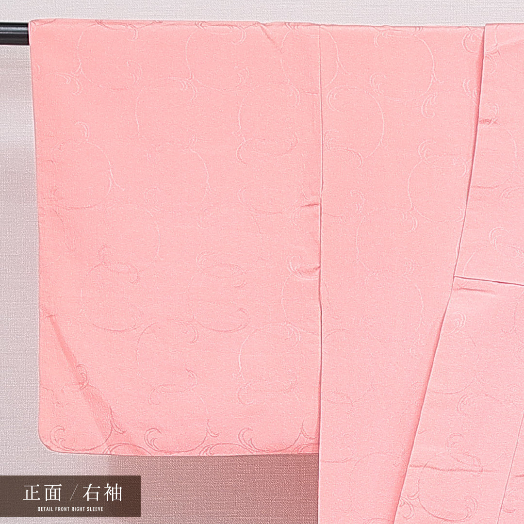 色無地 袷 身丈151cm 裄丈60cm 正絹 Cランク 一つ紋 (五三桐) 紋意匠 (唐草) セミフォーマル 広衿 Sサイズ ピンク系 HP 1219-16421