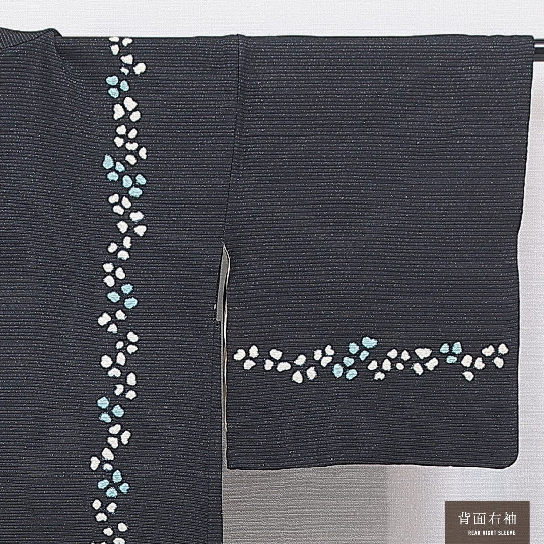 羽織 袷 身丈82cm 裄丈62cm 正絹 Aランク カジュアル Sサイズ 織り出し 紐あり 創作柄 黒系 RP 1232-16834