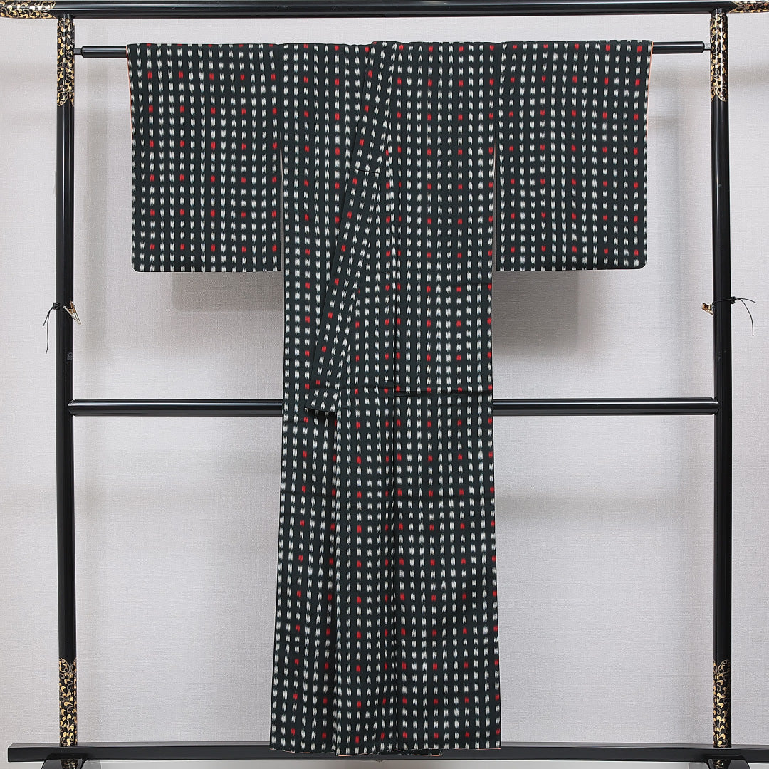 お召 袷 身丈151cm 裄丈62cm 正絹 Aランク インフォーマル バチ衿 Sサイズ 染め紬 創作柄 緑系 RP 1222-16069