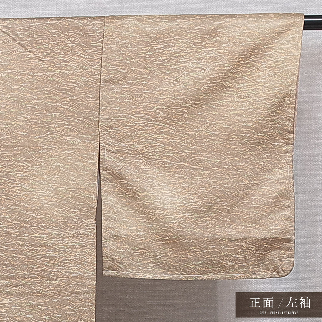 洗える着物 小紋 袷 身丈158cm 裄丈64cm ポリエステル Aランク インフォーマル 広衿 Mサイズ 松葉 ベージュ系 RP 1221-16351