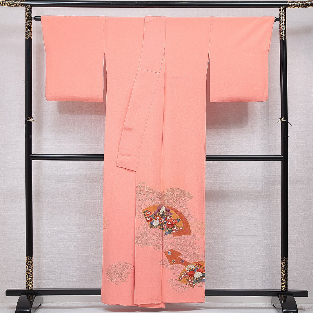訪問着 袷 身丈159cm 裄丈66cm 正絹 Cランク 一つ紋 (五三桐) セミフォーマル 広衿 Mサイズ 菊 吉祥文様 ピンク系 LP 1217-15724