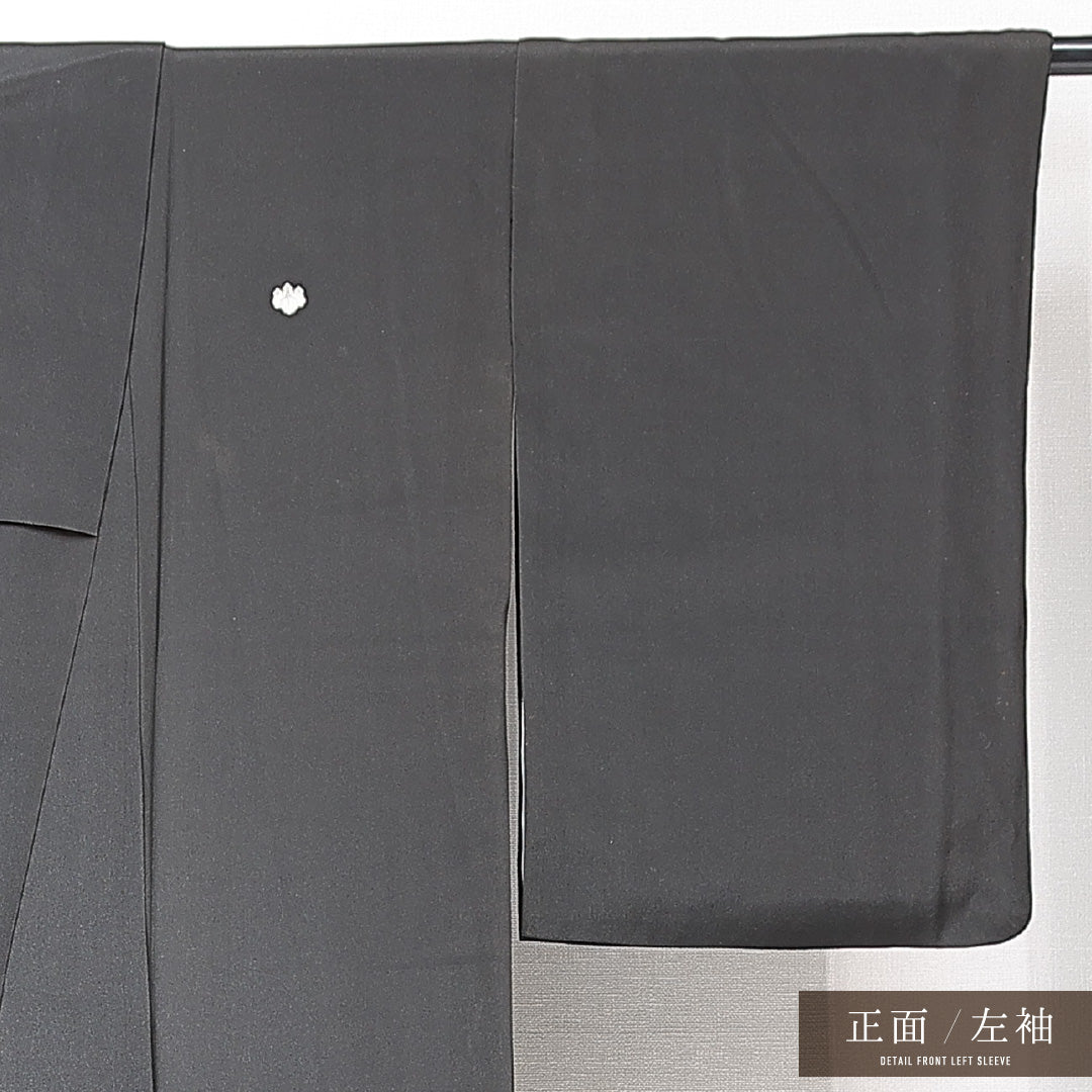 黒留袖 袷 身丈160cm 裄丈62cm 五つ紋 五三桐 フォーマル Cランク Lサイズ ポリエステル 洗える着物 広衿 唐華 松 刺繍 1211-F0710