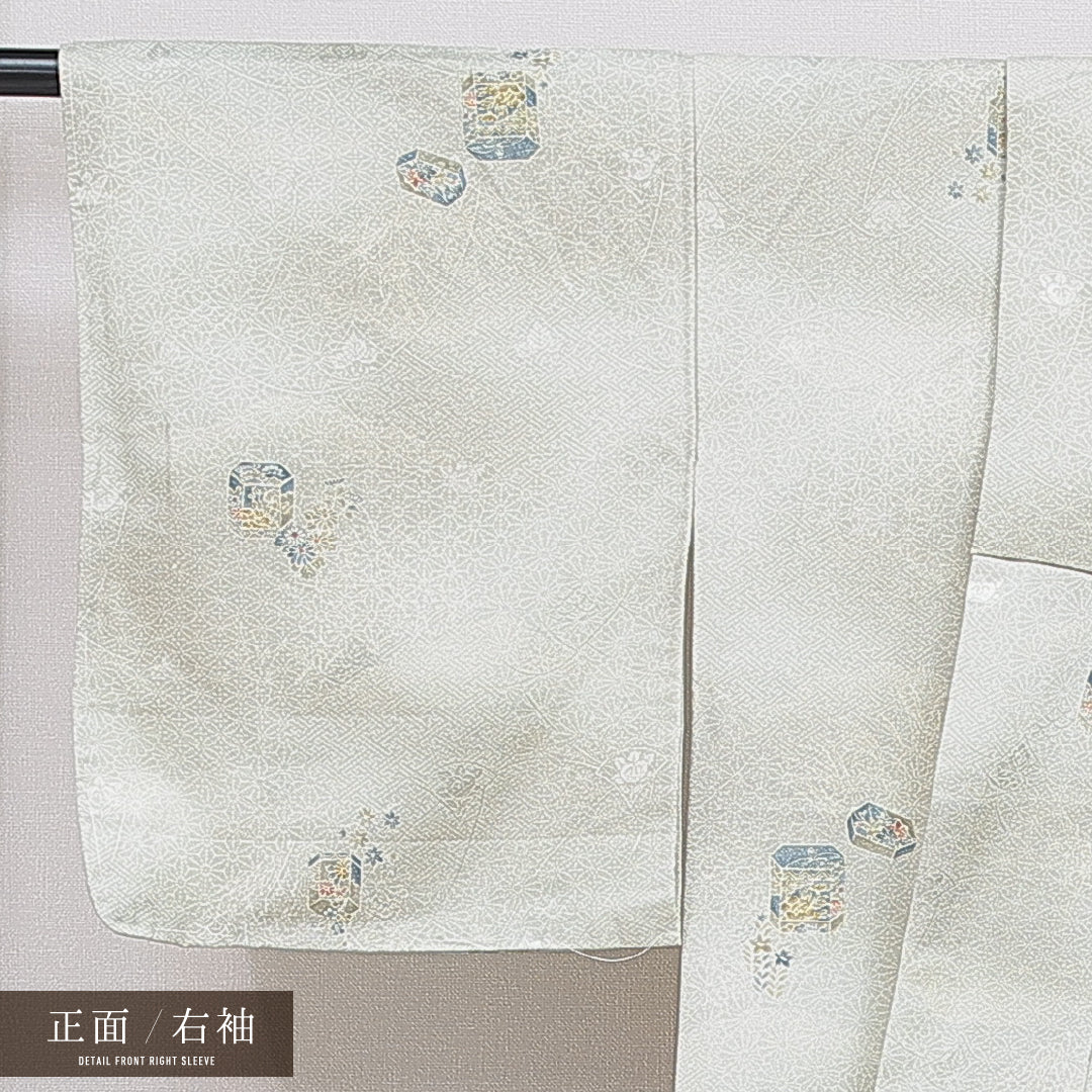 洗える着物 小紋 袷 身丈159cm 裄丈64cm ポリエステル Sランク 紋意匠 (吉祥文様) インフォーマル 広衿 Mサイズ 貝桶 緑系 RP 1221-15984