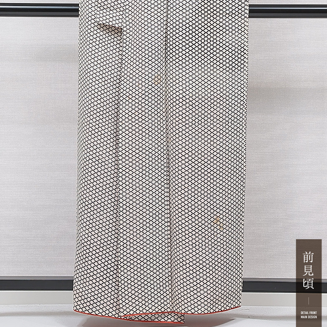 小紋 洗える着物 袷 身丈158cm 裄丈64cm ポリエステル Bランク Mサイズ バチ衿 インフォーマル 松皮菱 黒系 白系 1215-15807