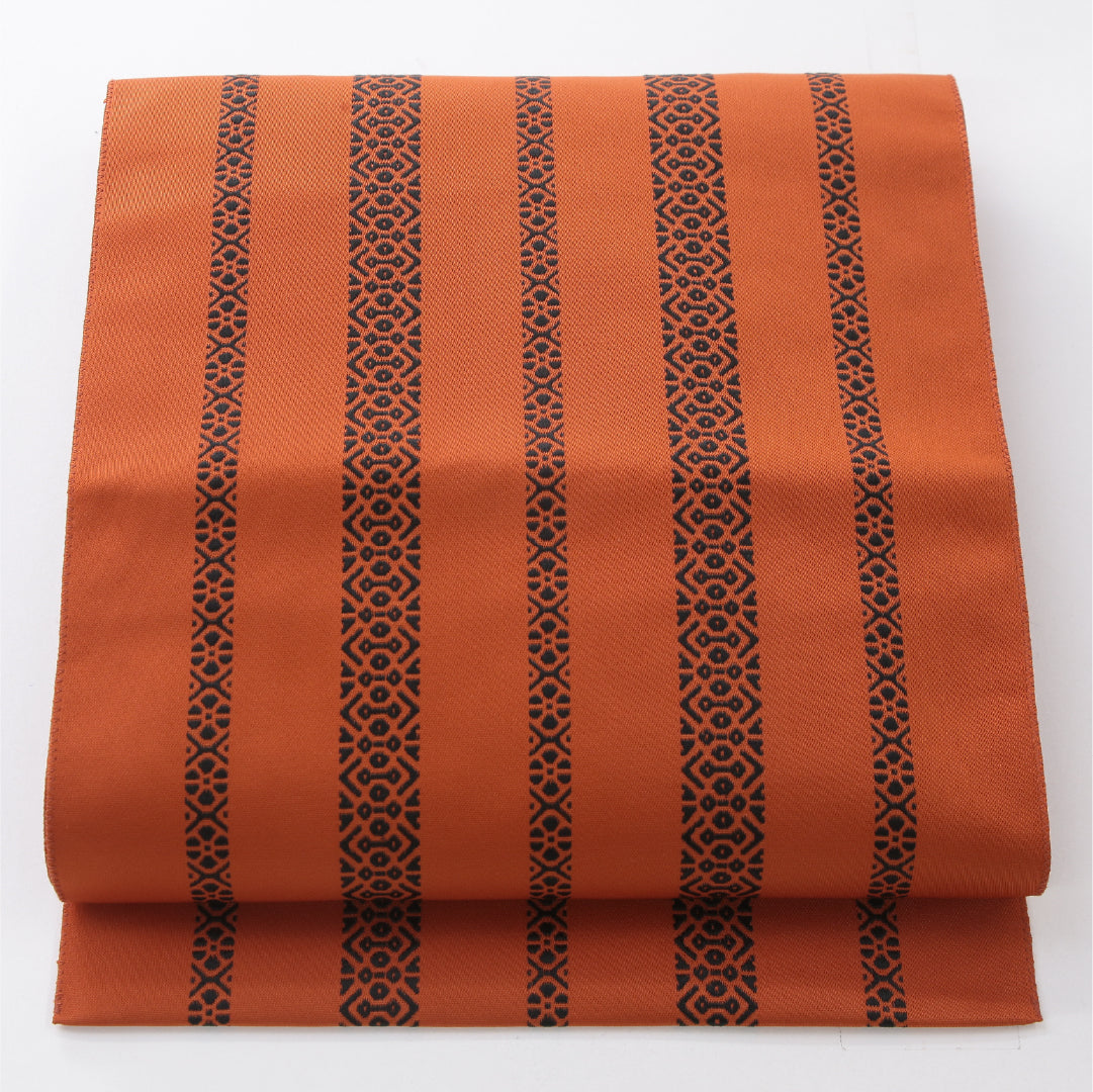 八寸名古屋帯 帯丈252cm インフォーマル 松葉仕立て 全通 未仕立て Sランク 正絹 博多織 縞 朱系 1224-04013