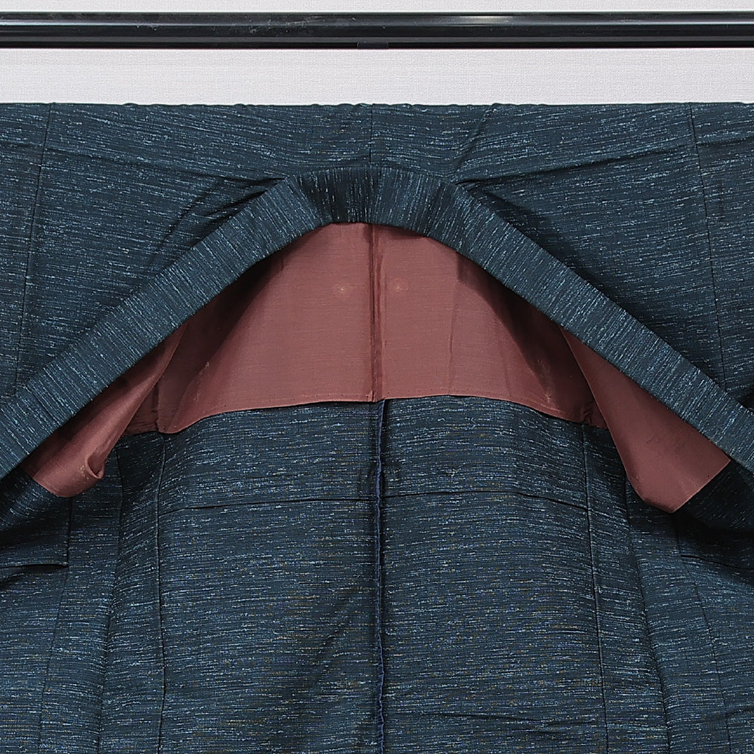 ウールの男着物（紬） 洗える着物 単衣 身丈142cm 裄丈67cm ウール Cランク Mサイズ 棒衿 カジュアル 抽象柄 紺系 1219-15765