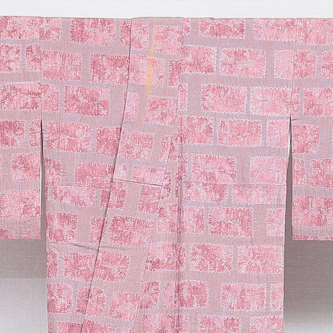 紬 袷 身丈165cm 裄丈67cm 正絹 Cランク XLサイズ 広衿 カジュアル 後染め 格子 ピンク系 1216-16870