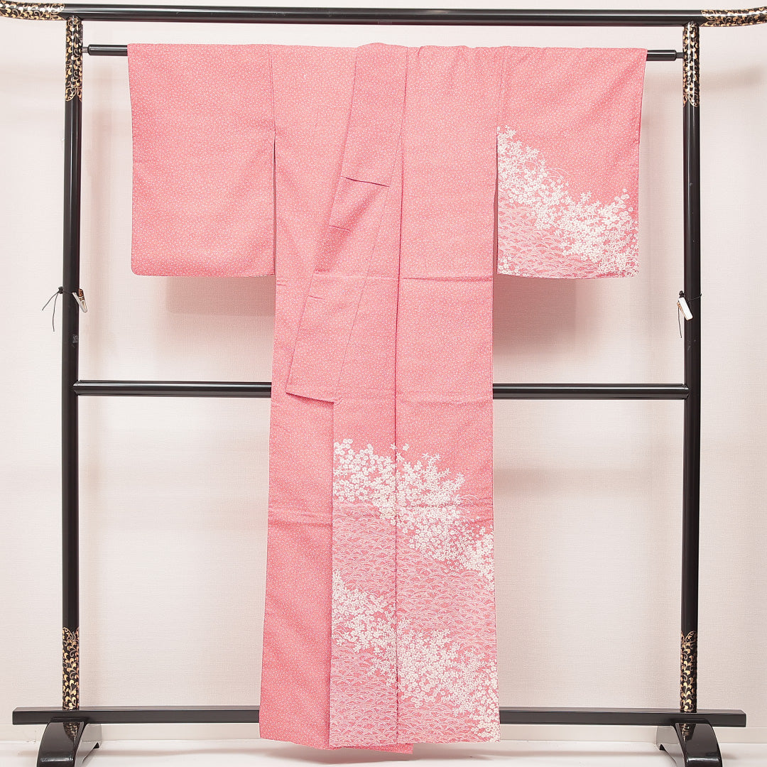 江戸小紋（大小霰） 洗える着物 袷 身丈158cm 裄丈63cm ポリエステル Sランク Mサイズ 広衿 インフォーマル 花柄 訪問着 ピンク系 1262-16904