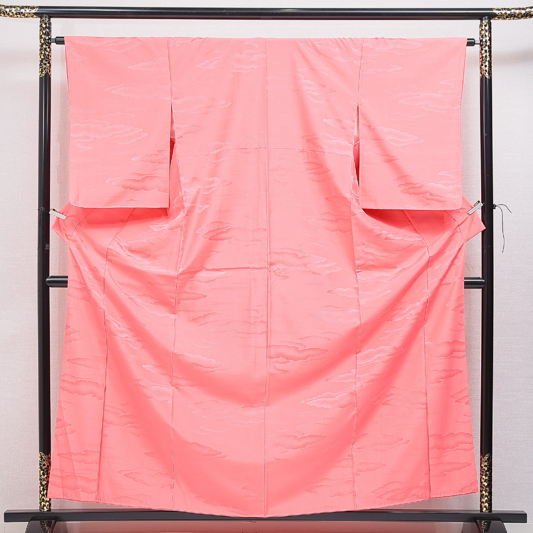 色無地 袷 身丈160cm 裄丈63cm 正絹 Sランク Lサイズ バチ衿 インフォーマル 紋意匠 雲取り ピンク系 1214-16215