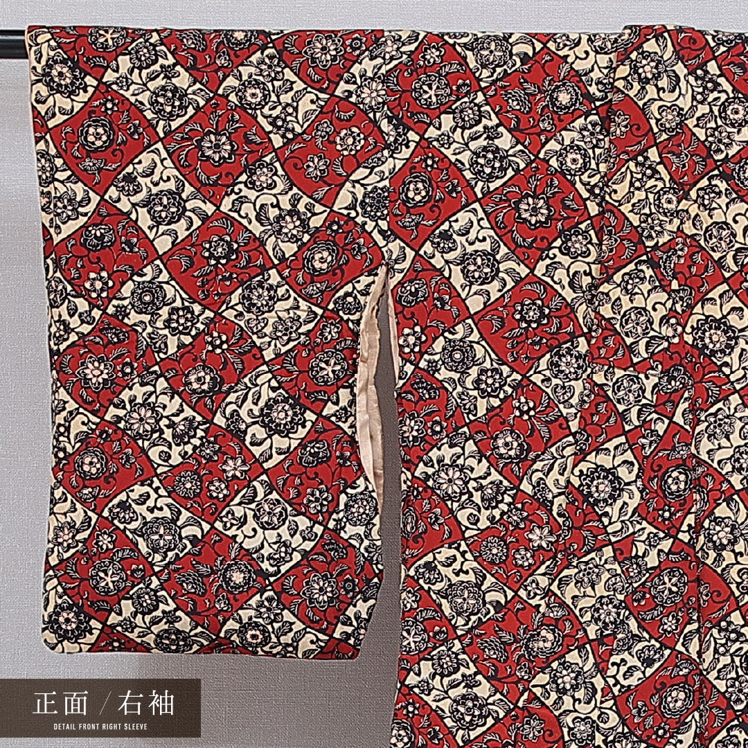アンティーク 小紋 袷 身丈151cm 裄丈60cm 正絹 Cランク Sサイズ バチ衿 花柄 多色系 赤系 1215-16035