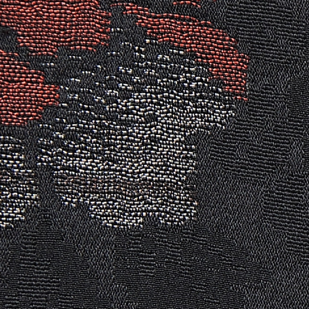 羽織 袷 身丈77cm 裄丈62cm 正絹 Aランク Sサイズ 一つ紋（三つ柏） セミフォーマル 紐あり 牡丹 黒系 1217-15118