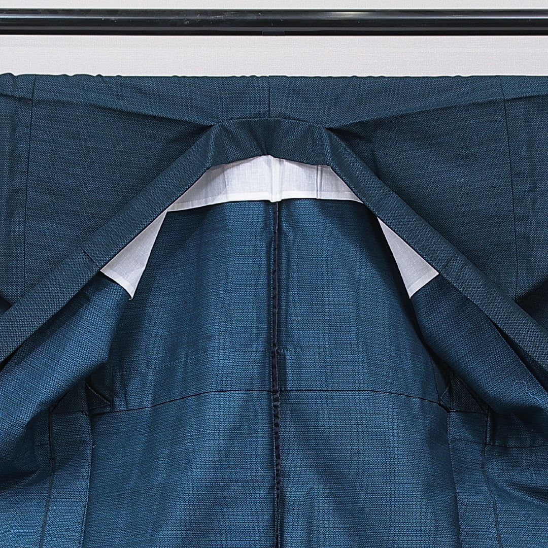 ウールの男着物（紬） 洗える着物 単衣 身丈139cm 裄丈67cm ウール Cランク Sサイズ 棒衿 カジュアル 肩当て 亀甲 1219-15764