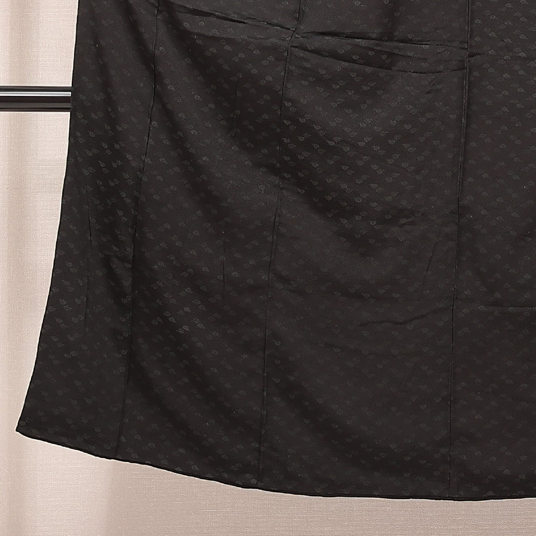 アンティーク 色無地 袷 身丈139cm 裄丈63cm 正絹 Dランク XSサイズ 広衿 一つ紋（揚羽蝶） 紋意匠 紗綾形と五三桐 黒系 1214-16874