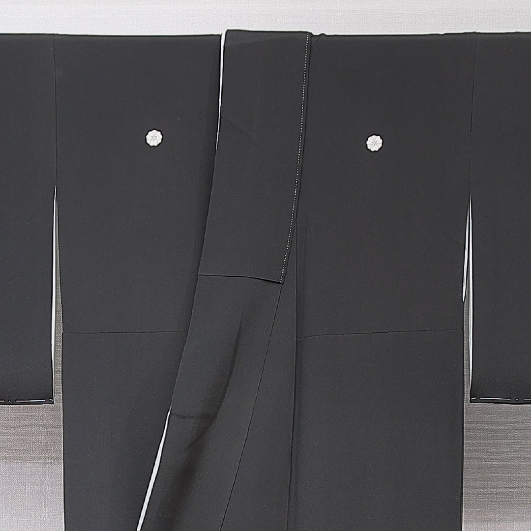 黒留袖 袷 身丈162cm 裄丈62cm 五つ紋 剣片喰 フォーマル Aランク Lサイズ 正絹 比翼仕立て 広衿 鳥 牡丹 1211-F0642