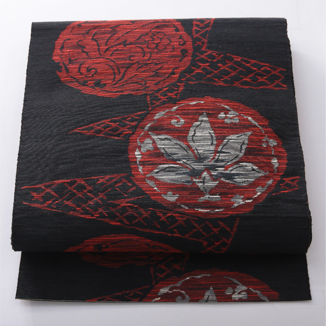 八寸名古屋帯（紬） 帯丈325cm カジュアル 松葉仕立て 六通 Aランク 正絹 創作柄 黒系 1224-03944