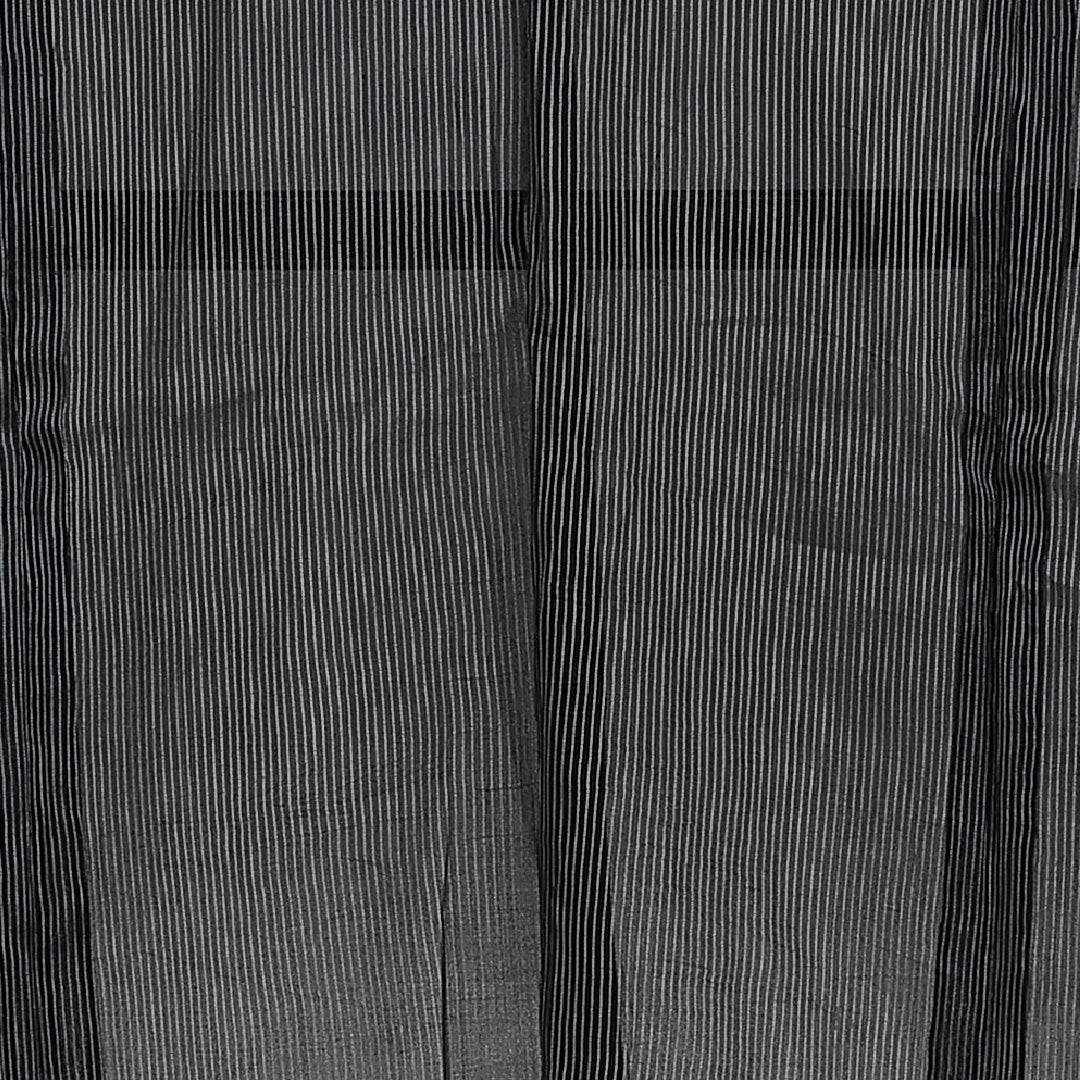 男着物 夏物 夏紬 身丈134cm 裄丈61cm 正絹 Aランク XSサイズ 棒衿 カジュアル 無地 黒系 1219-15346