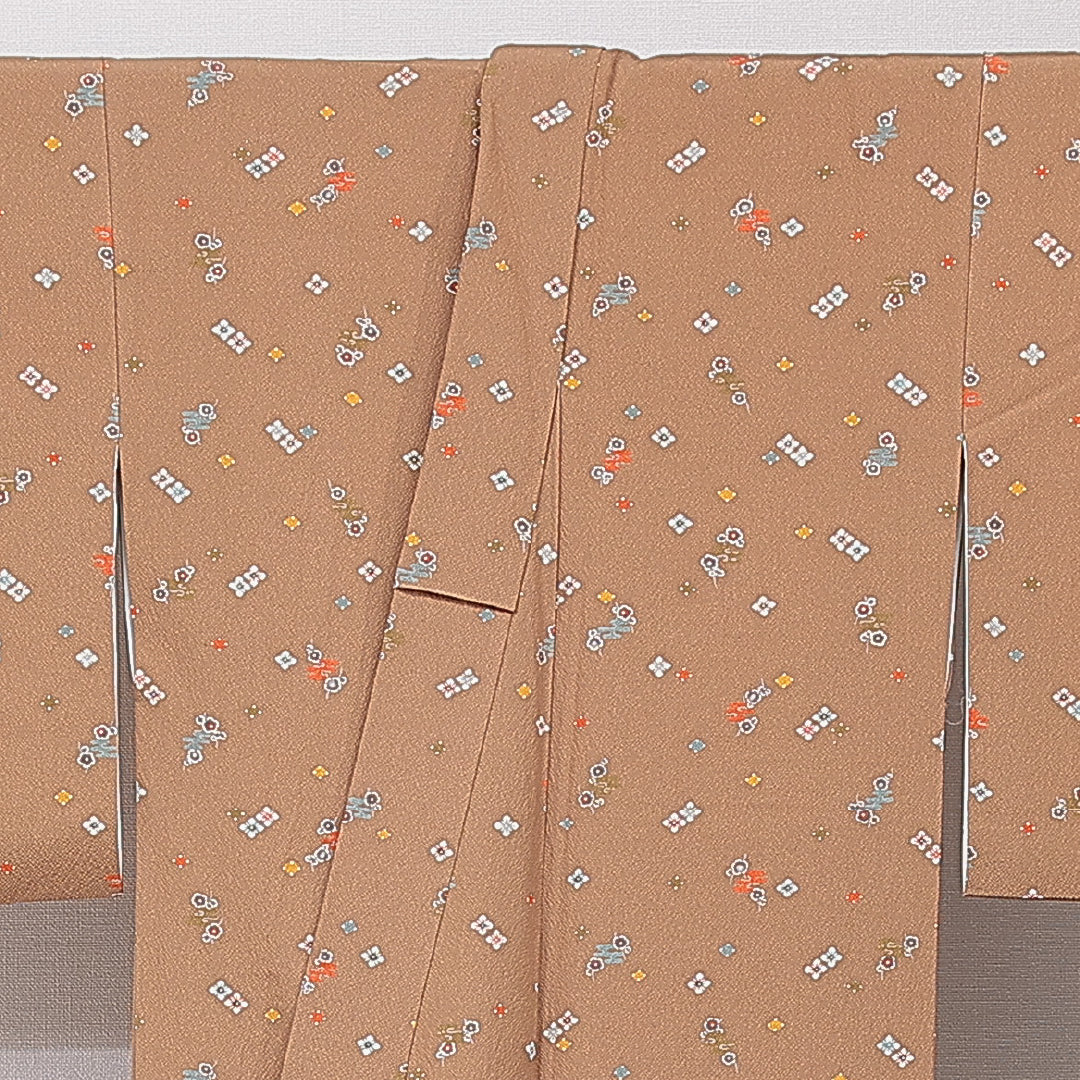 小紋 袷 身丈156cm 裄丈62cm 正絹 Sランク インフォーマル バチ衿 Mサイズ 花菱 梅 茶系 RP 1221-15889