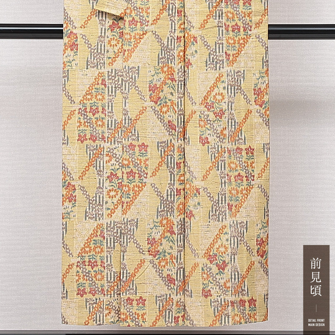 洗える着物 ウールの紬 単衣 身丈149cm 裄丈62cm ウール Aランク カジュアル バチ衿 XSサイズ 肩当て 花柄 クリーム系 RP 1223-15025