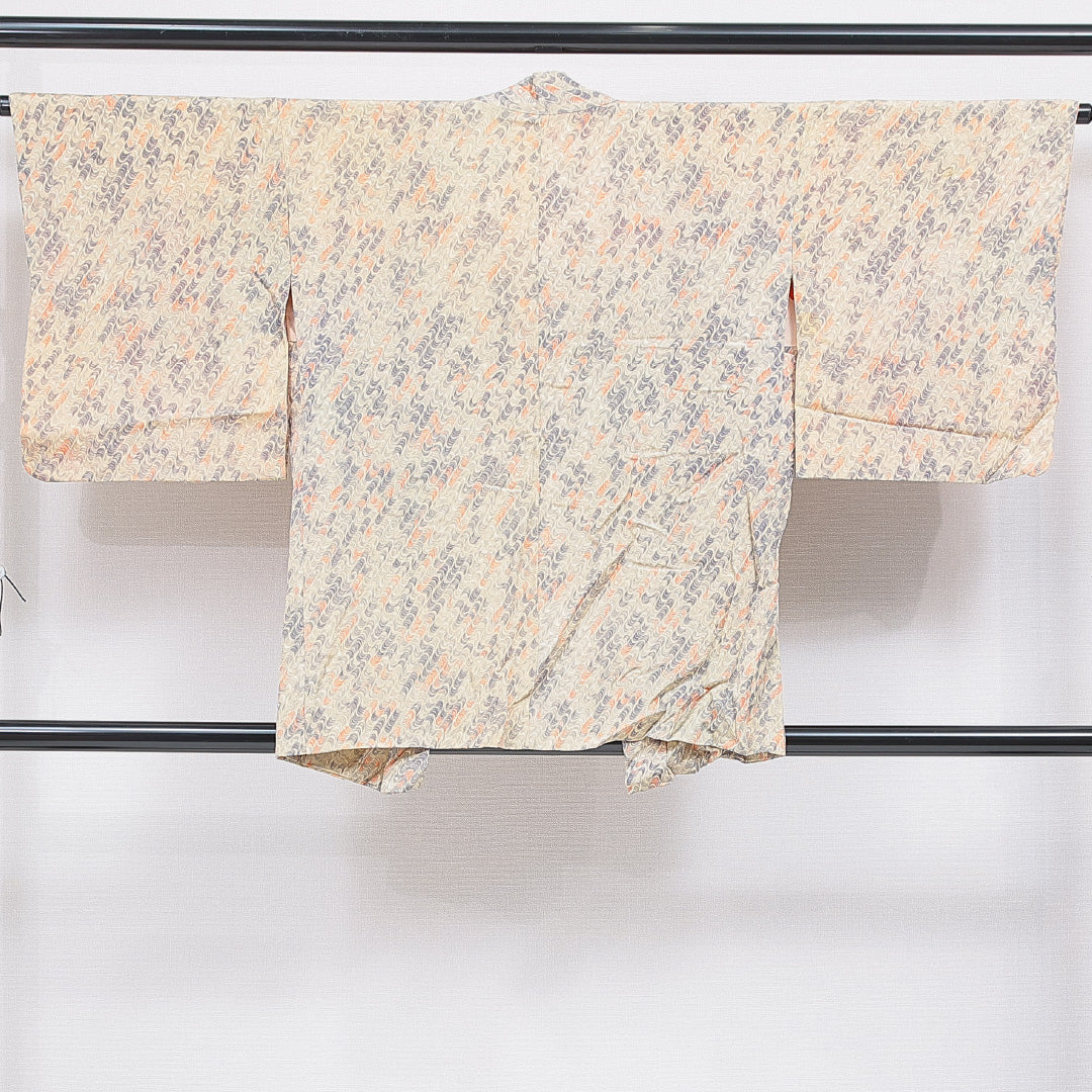 アンティーク 羽織 袷 身丈82cm 裄丈65cm 正絹 Cランク Mサイズ ちりめん 抽象柄 クリーム系 1217-16812