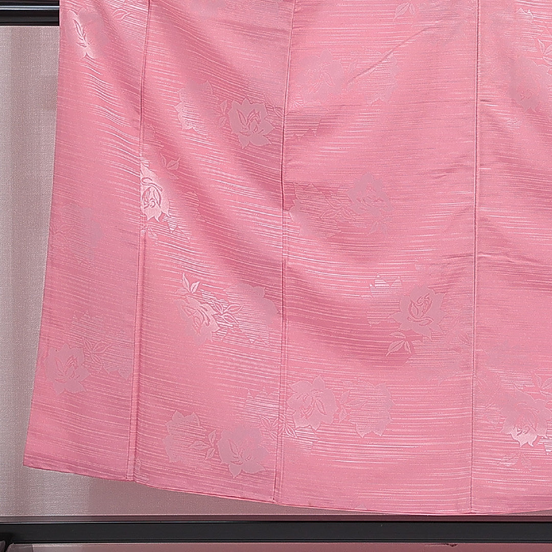 色無地 洗える着物 袷 身丈153cm 裄丈63cm ポリエステル Aランク Sサイズ 広衿 インフォーマル 薔薇 ピンク系 1214-16093