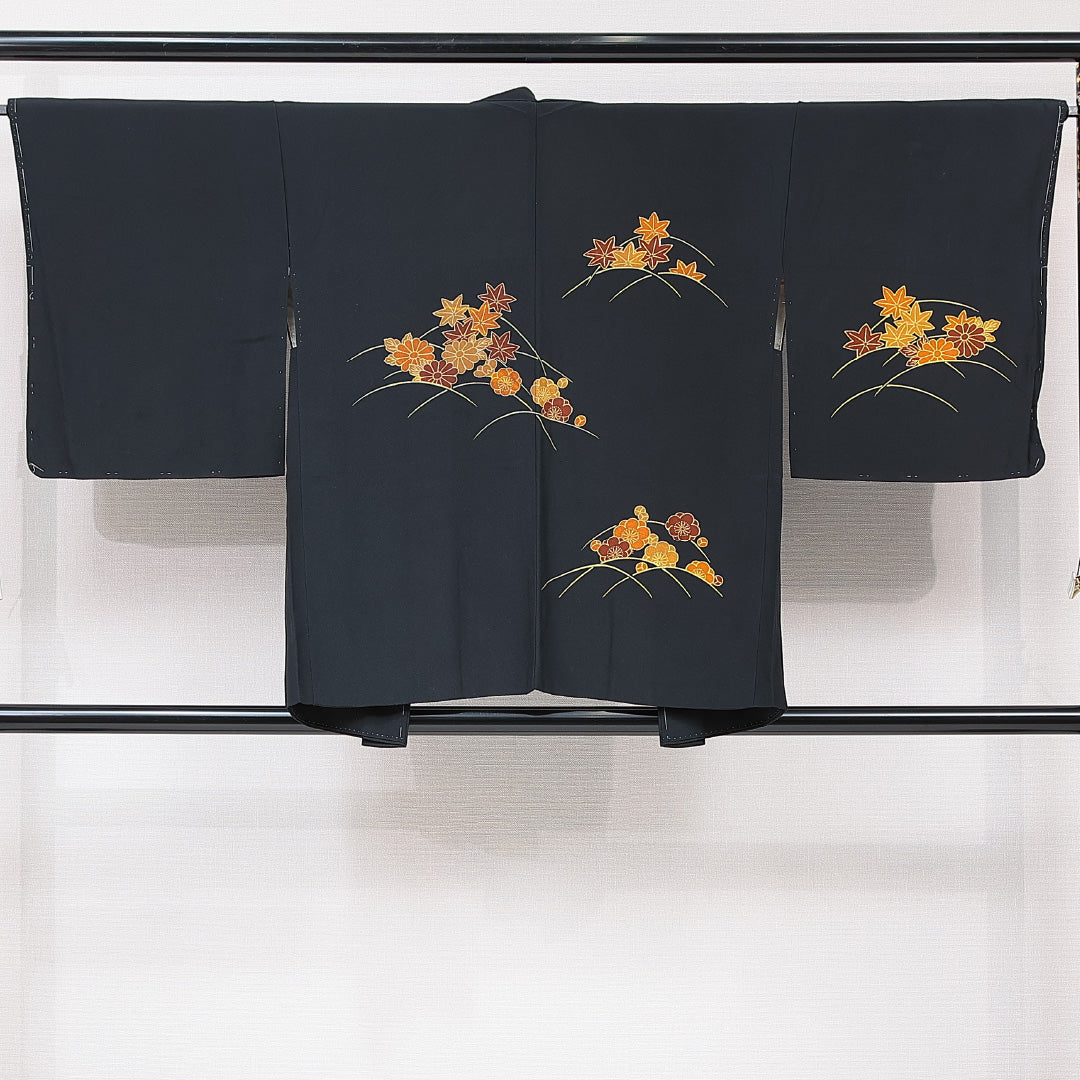 黒羽織 袷 身丈79cm 裄丈65cm 正絹 Aランク インフォーマル Mサイズ 菊 紅葉 黒系 RP 1233-15314