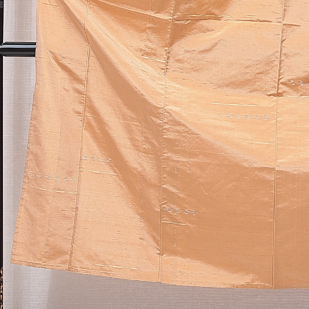 紬 単衣 身丈148cm 裄丈62cm 正絹 Dランク XSサイズ バチ衿 カジュアル 肩当て 無地 黄系 1216-15581