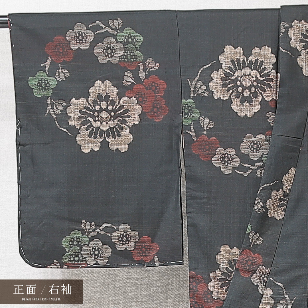 紬 袷 身丈152cm 裄丈62cm 正絹 Aランク カジュアル バチ衿 Sサイズ 梅 黒系 RP 1223-15224