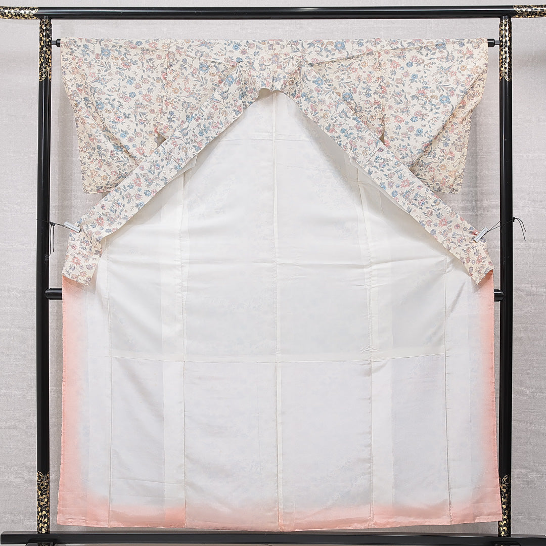 小紋 洗える着物 袷 身丈158cm 裄丈63cm ポリエステル Cランク Mサイズ 広衿 インフォーマル 菊 クリーム系 1215-15810